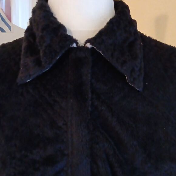 UBU...I'll be me Reversible Jacket - Picture 3 of 16